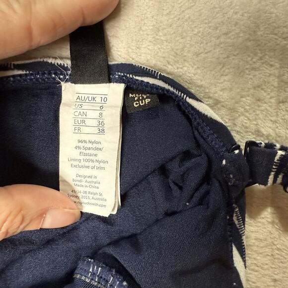 Niptuck One Piece Swimsuit Bathing Swimsuit Padded Lined Striped Women's Size 6 - Picture 6 of 6